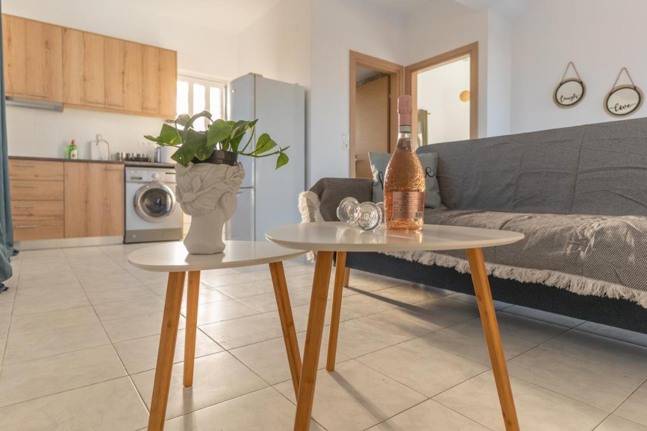 Marvinas Seaside Apartments, Gaia Apartment & Hydor Jacuzzi Apartment 클레마스티 외부 사진